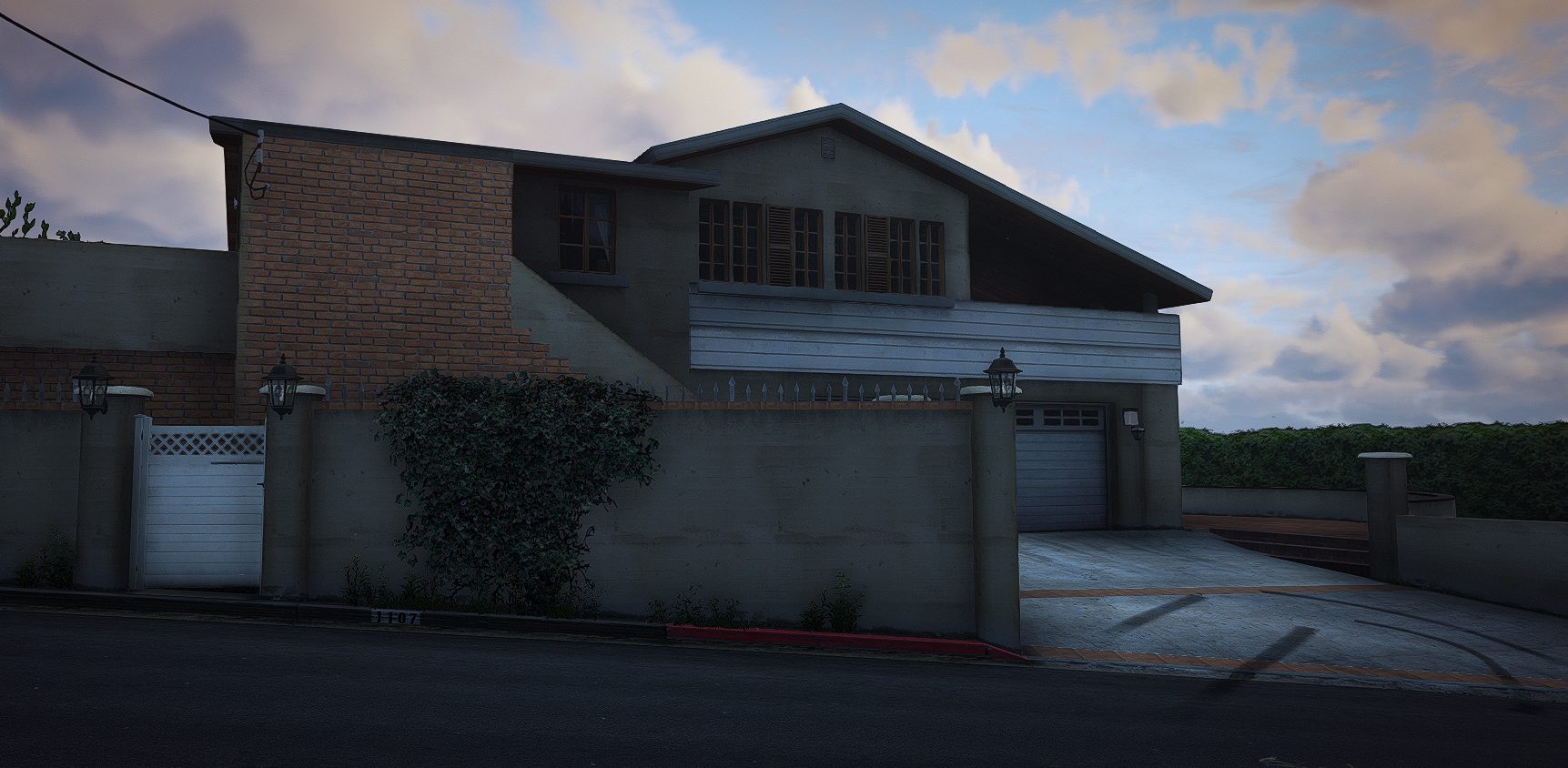 Property at postal 858